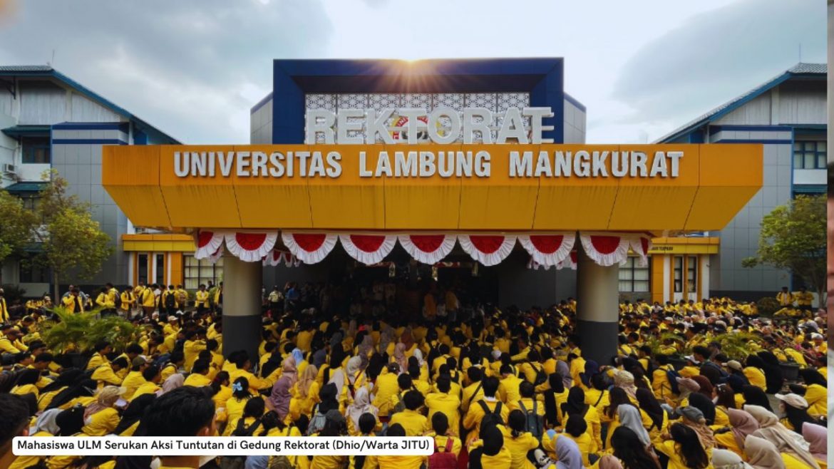 Mahasiswa ULM Sambangi Gedung Rektorat, Rektor: Akreditasi Masih Tetap Unggul